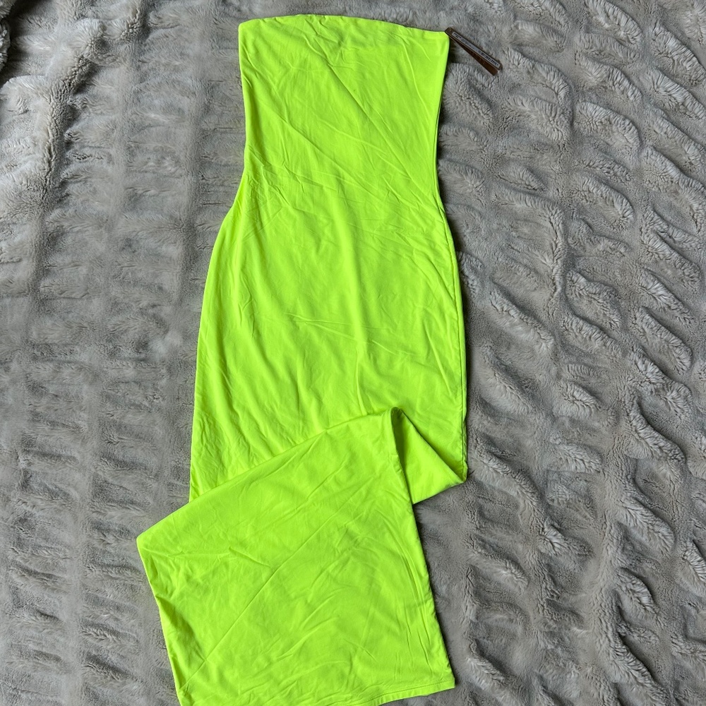 SKIMS Fits Everybody Tube Dress - Green Highlighter